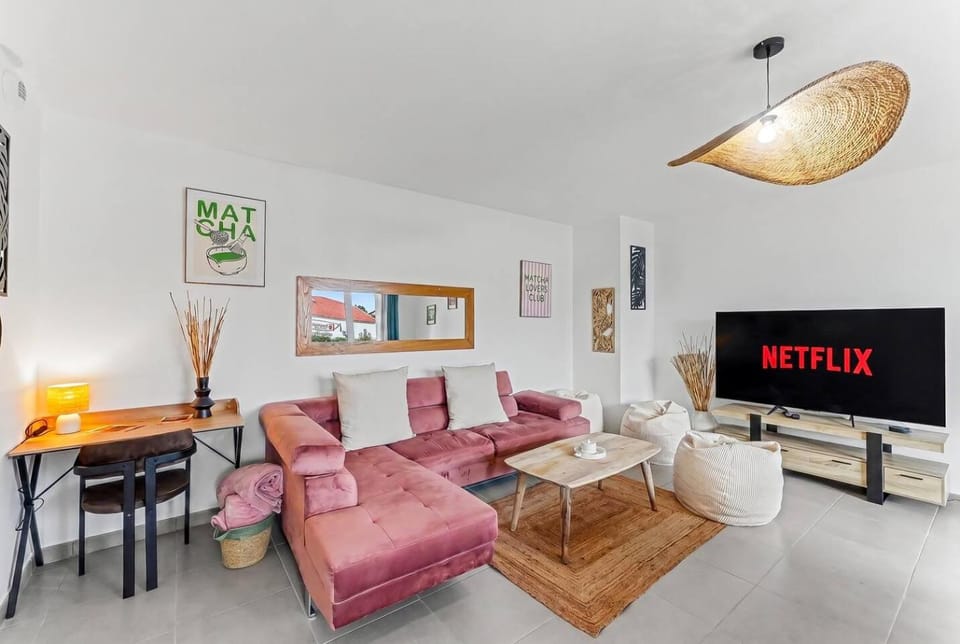 T4 Moderne avec Terrasse & Parking Apartment in Occitanie