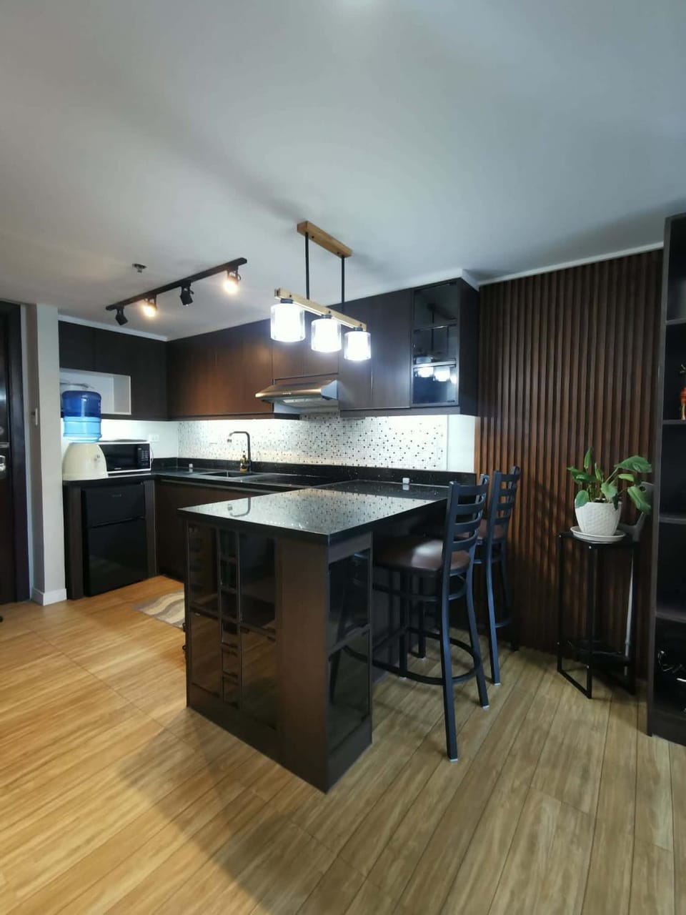 Kitchen or kitchenette, stove