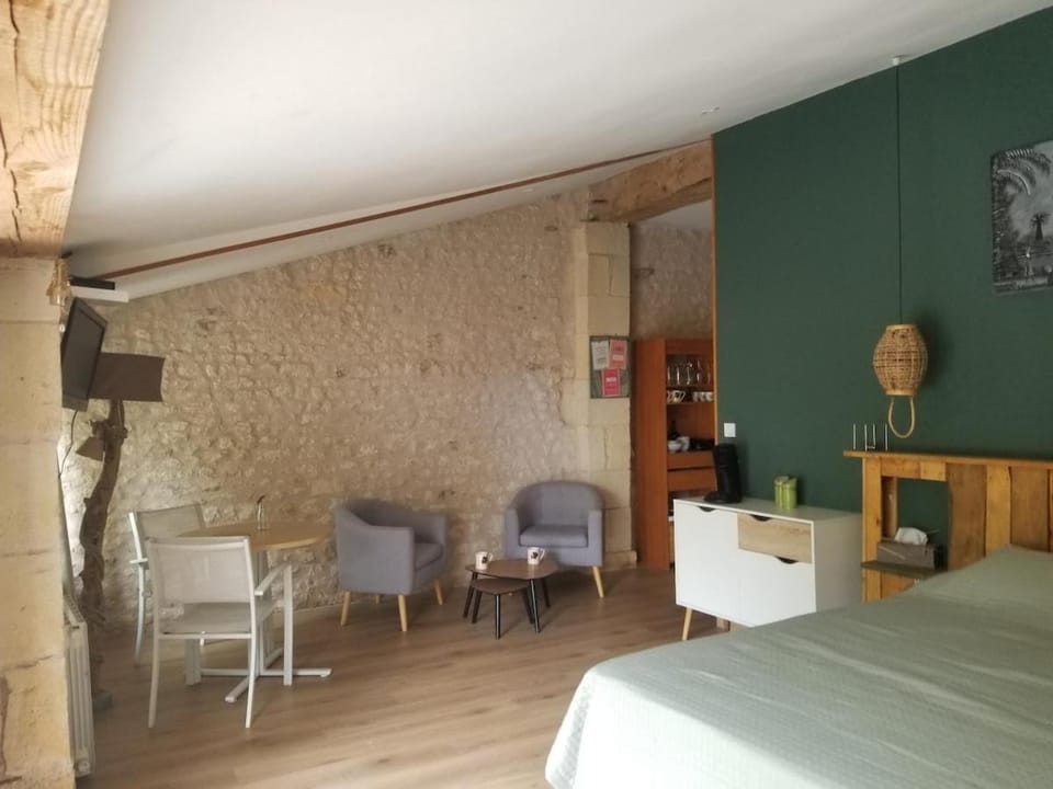 Charmant gîte au calme pour 2 adultes et 1 enfant Apartment in Nouvelle-Aquitaine