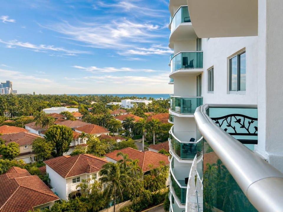 Ocean Reserve - 2bdrm - Free Parking on Sunny Isles Apartment in Sunny Isles Beach