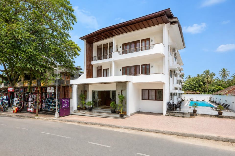 Hotel NaaMNuH Apartment in Calangute