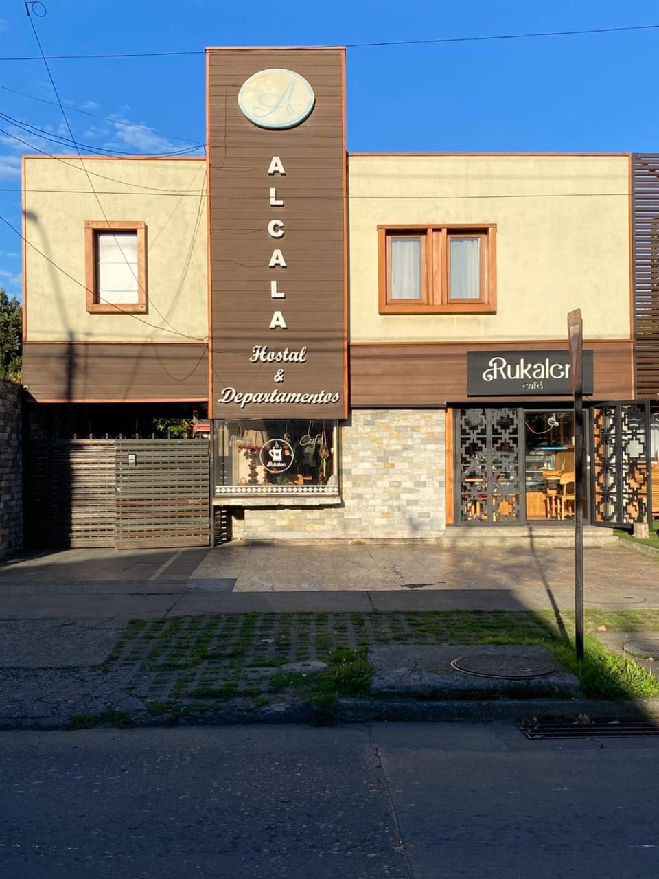 Hostal y Departamentos Alcalá Bed and Breakfast in Temuco