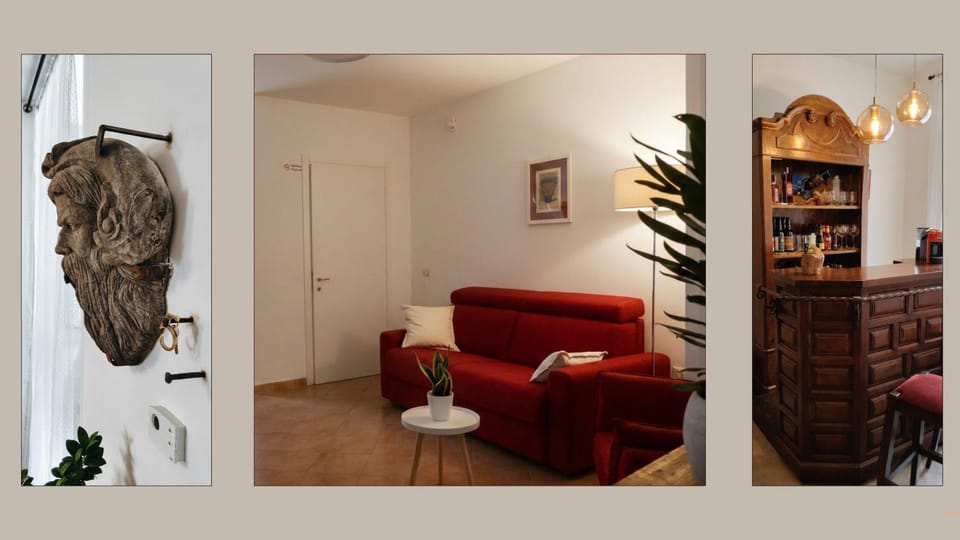 Living room, Decorative detail, Seating area
