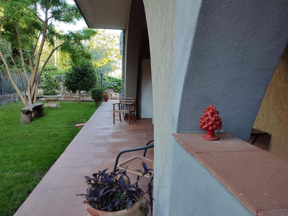 Property building, Garden, Garden view