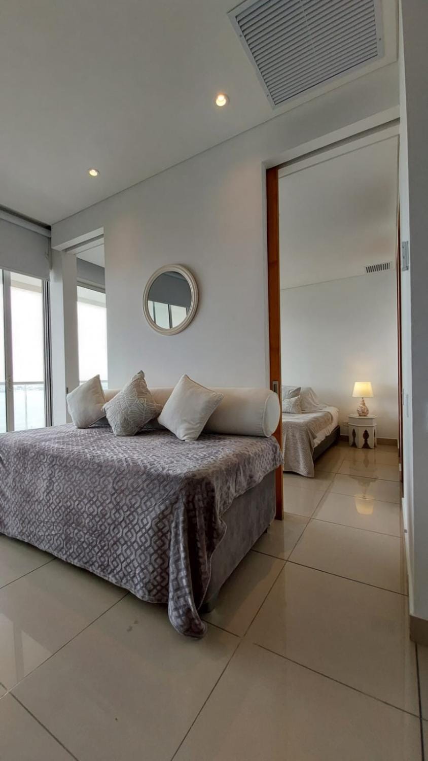 Apartamento en Lujoso Edificio H2 Plaza Bocagrande Apartment in Cartagena