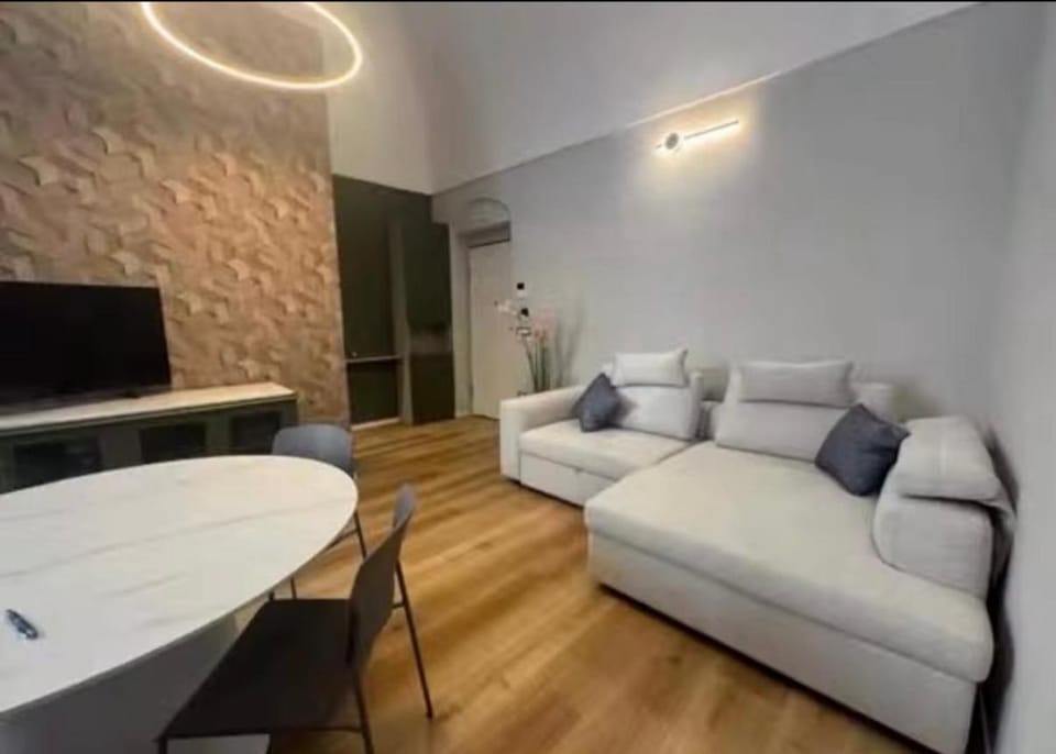 TV and multimedia, Living room, Dining area