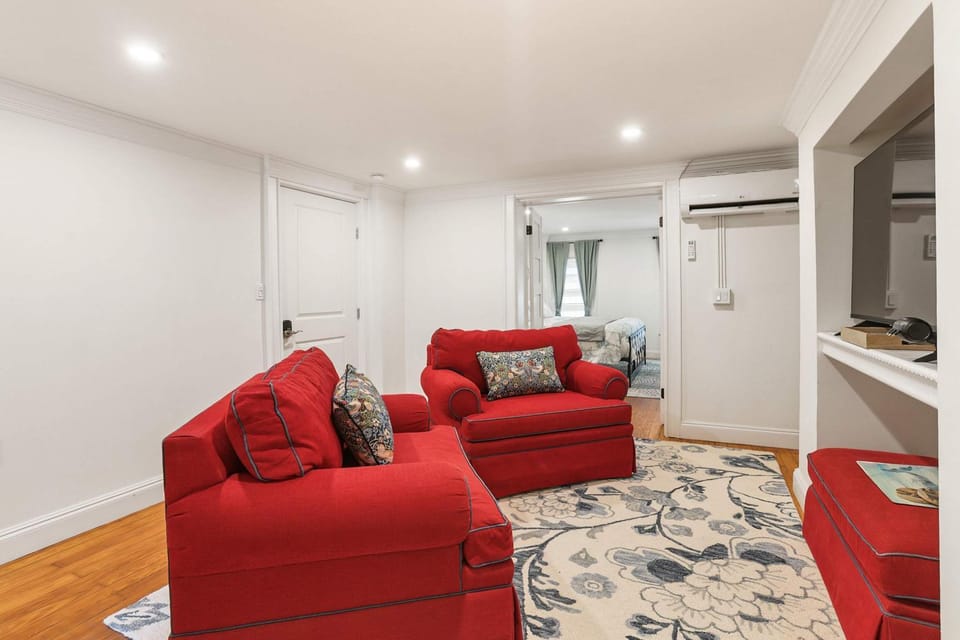 Fun Garden Apartment in Historic District Apartment in Savannah