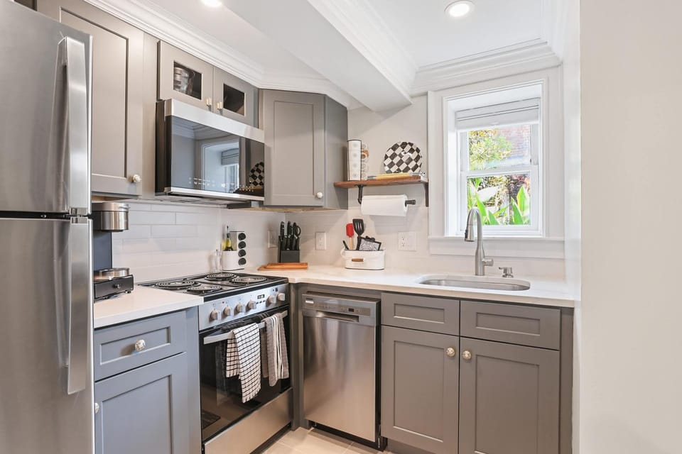 Fun Garden Apartment in Historic District Apartment in Savannah