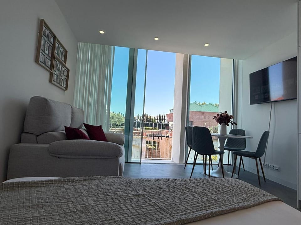 White River View 207 Apartment in Aveiro