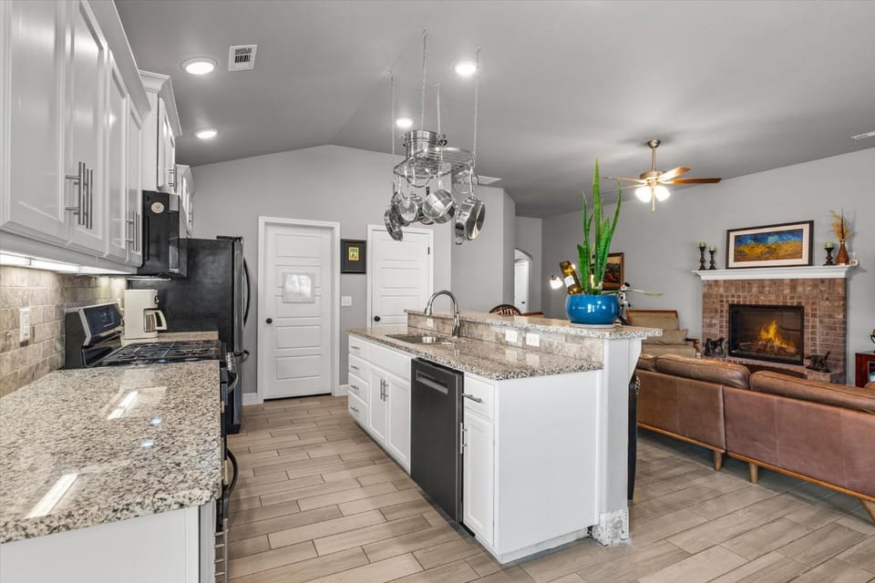Spacious Home Near Walmart HQ House in Bentonville