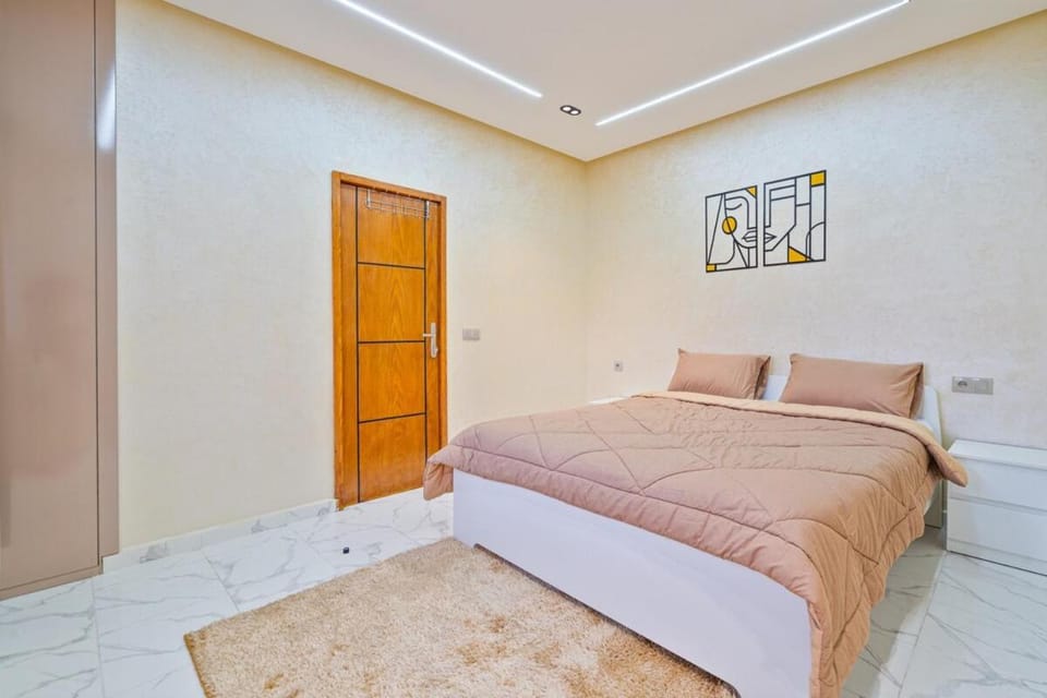 Terrace & City View & air conditioning & fast wifi Apartment in Tangier