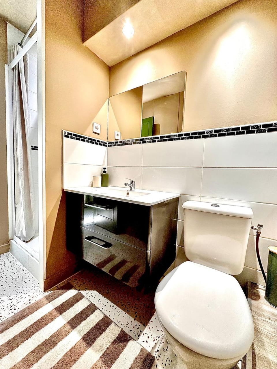Quai 9 - Félin pour l'Autre - 2 bedrooms - 6 people - Wi-Fi Apartment in Rouen