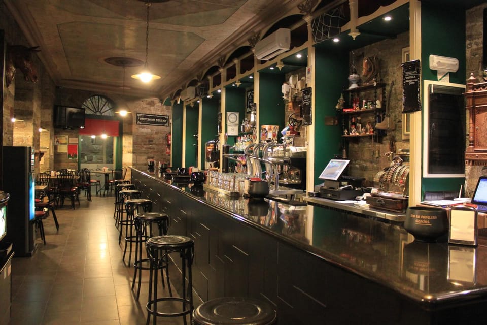 Lounge or bar