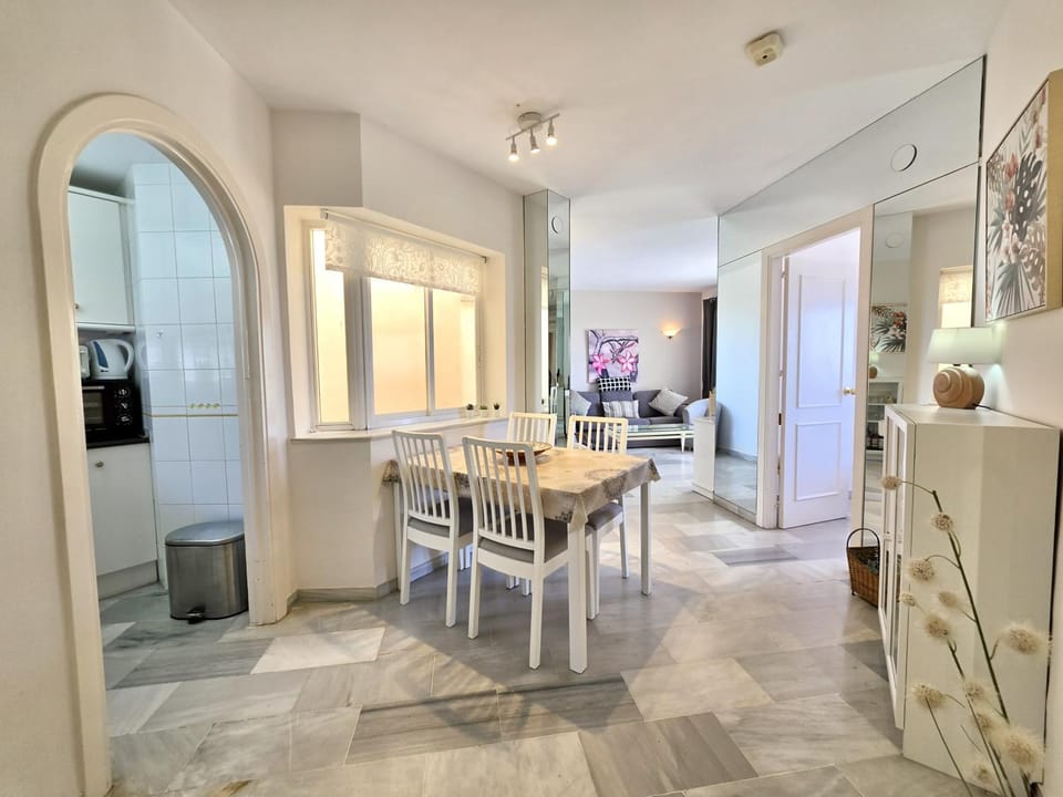 SR Cartuja 22 2BDR with sea view in Mijas Costa Apartment in Sitio de Calahonda