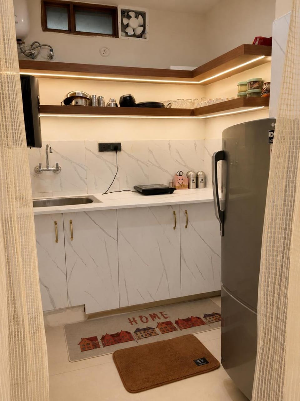 Kitchen or kitchenette