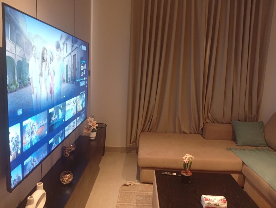 شقه فاخره للايجار اليومي والشهري بالقرب من المطار8دقايق Apartment in Jeddah