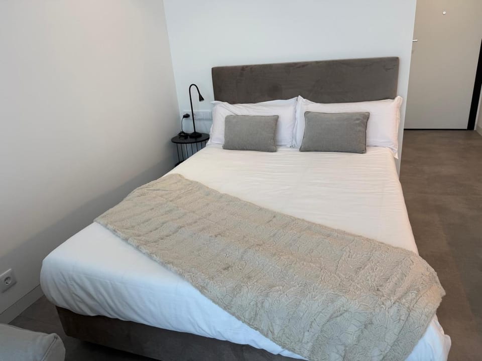 White River View 208 Apartment in Aveiro