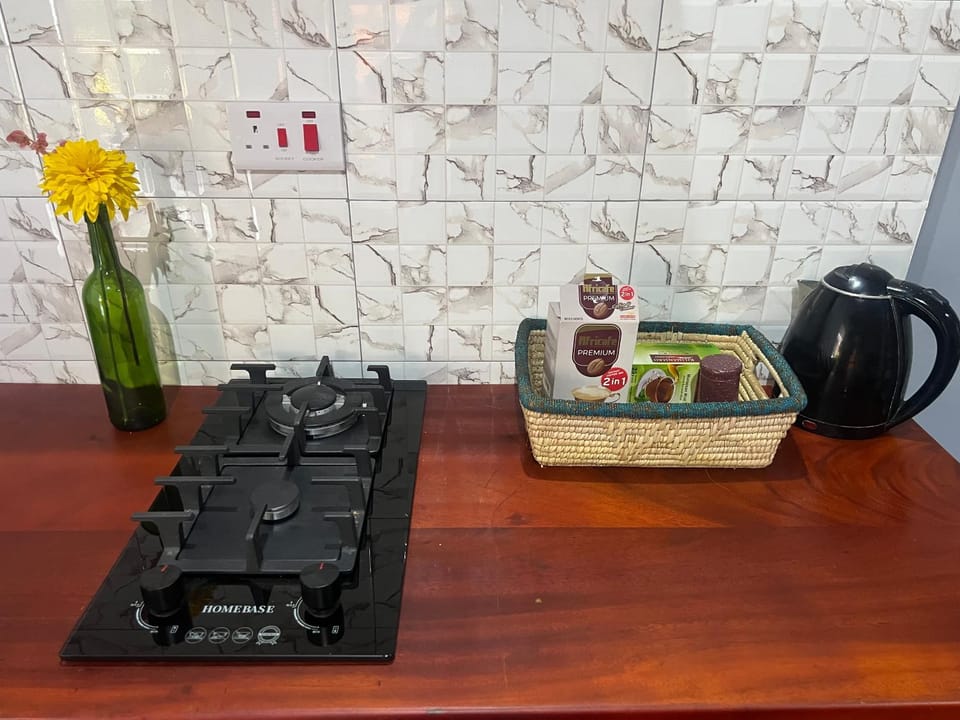 Coffee/tea facilities, Kitchen or kitchenette