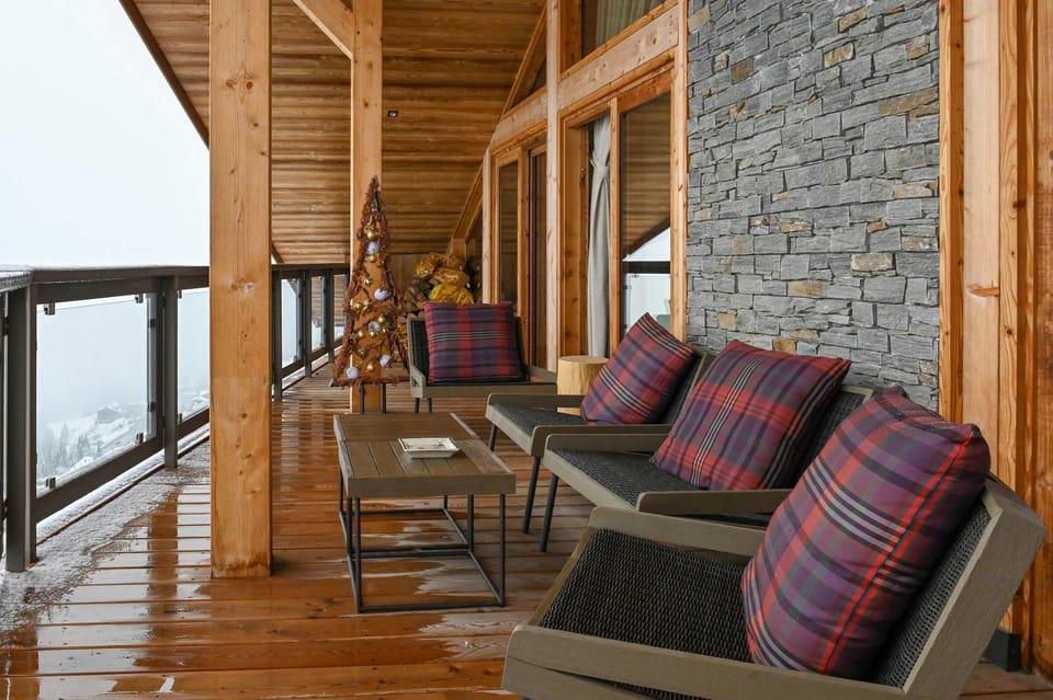 Penthouse Belladone Ski in and out with Panoramic Views Apartment in Saint-Bon-Tarentaise