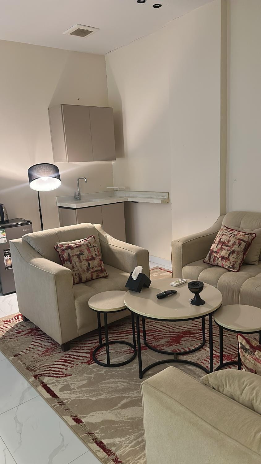 شقة بصالة انيقة فاخرة Apartment in Riyadh