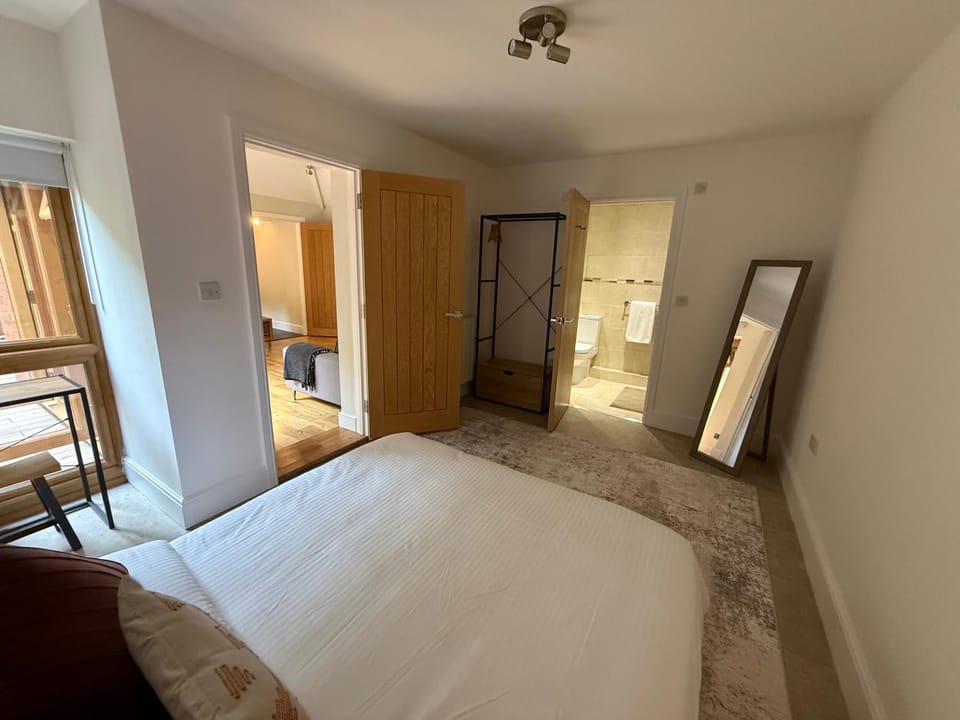 Parchment Lodge Apartment in Lichfield