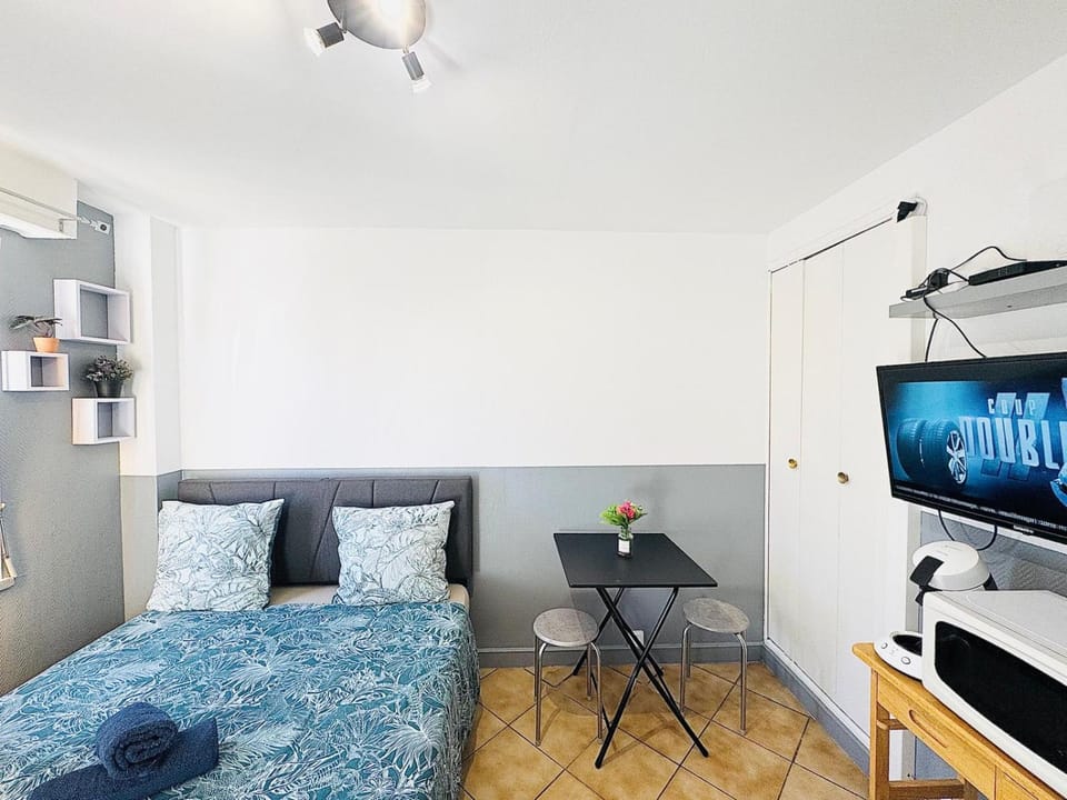 NGOMA IMMOBILIER N19 Studio proche gare Apartment in Île-de-France
