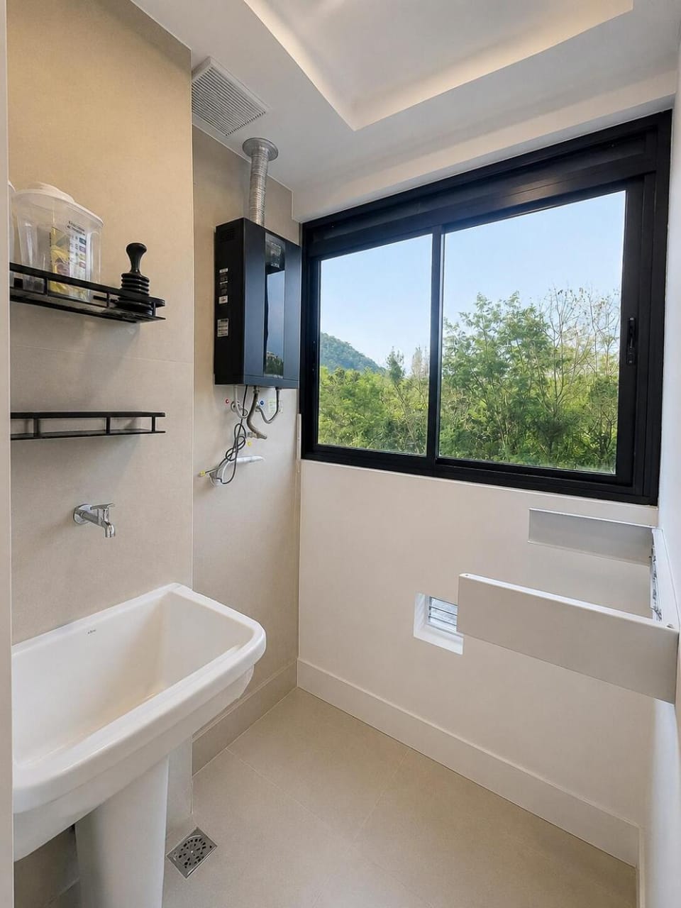 LUX 61 - 2 bedrooms with Pool and Gym Apartment in Rio de Janeiro