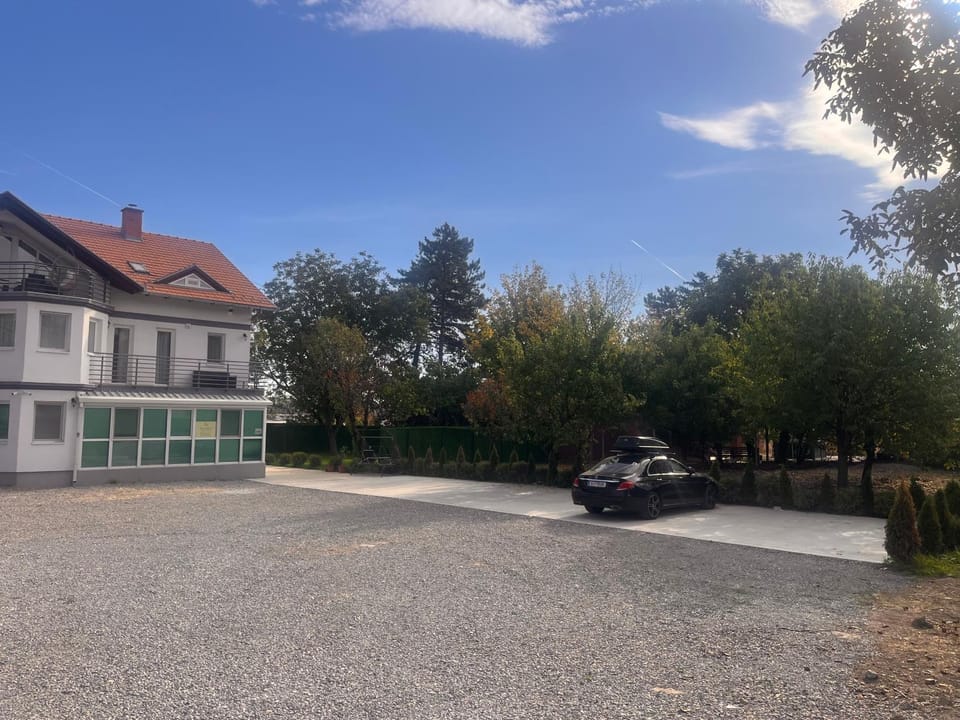 Property building, Parking