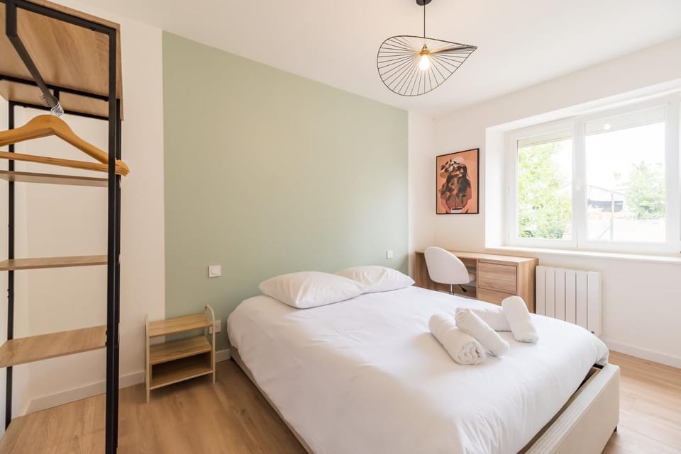 Bel appartement 4 chambres au cœur de Guingamp Apartment in Brittany