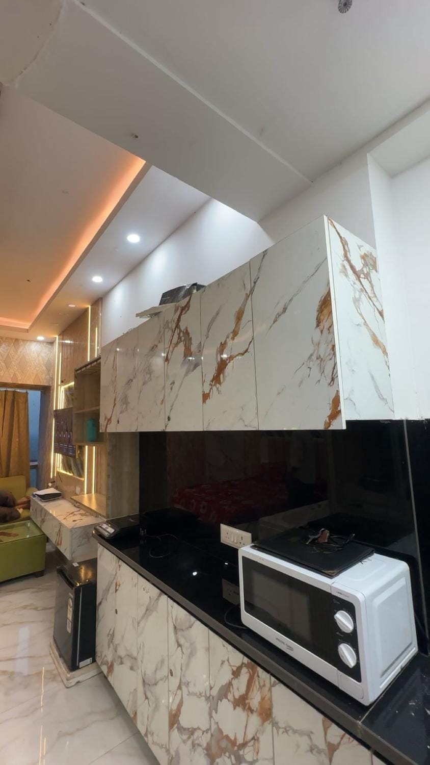 Bellaciaostudios- Live the luxury you deserve With jacuzzi Apartment in Noida