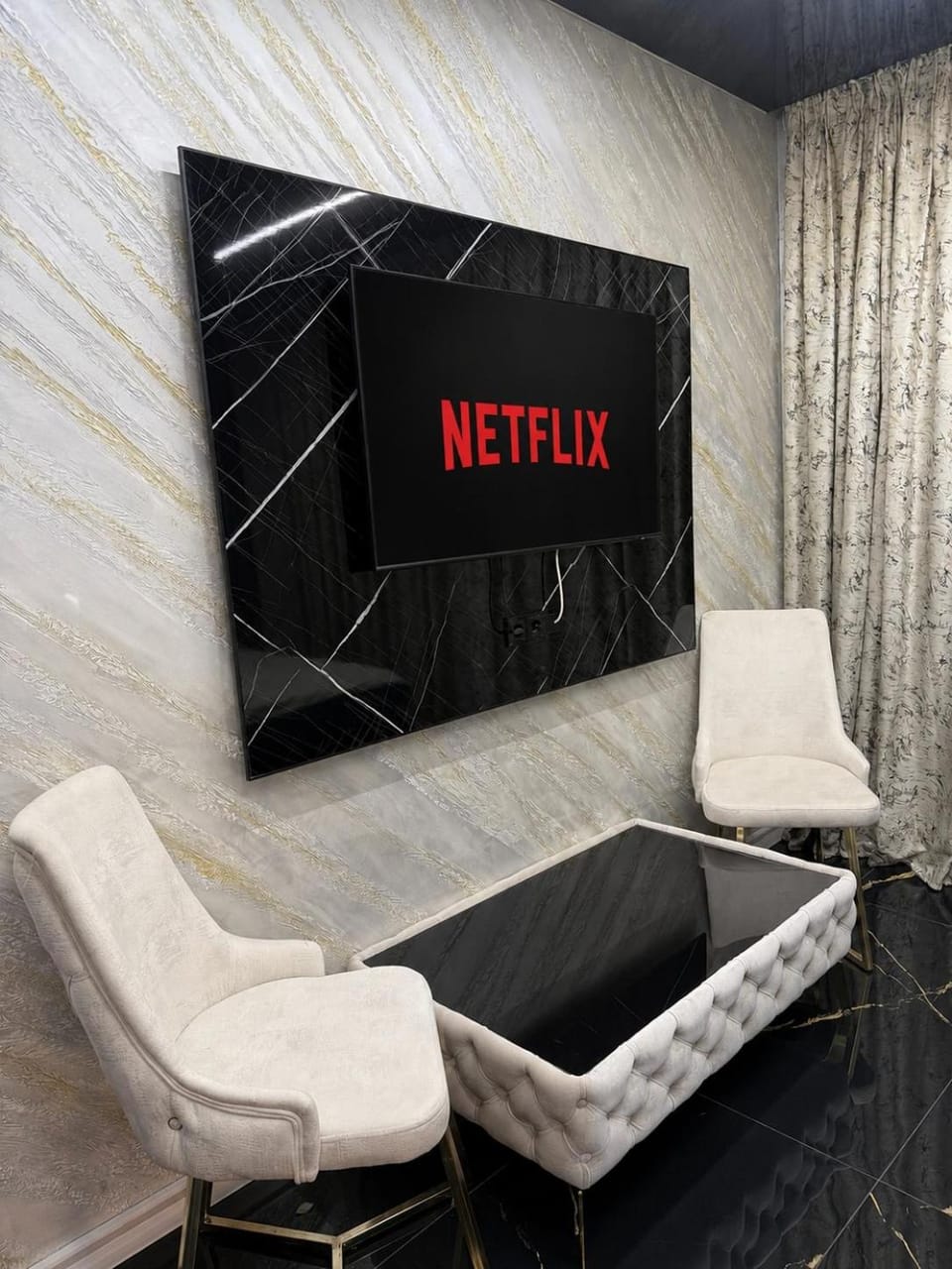 TV and multimedia, Living room, Seating area