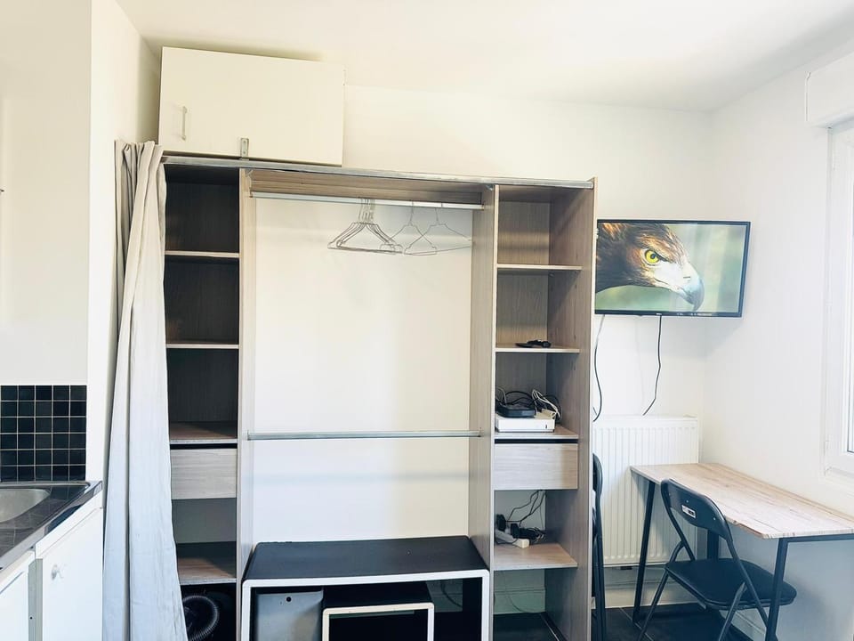 NGOMA IMMOBILIER N43 Studio proche gare Apartment in Île-de-France