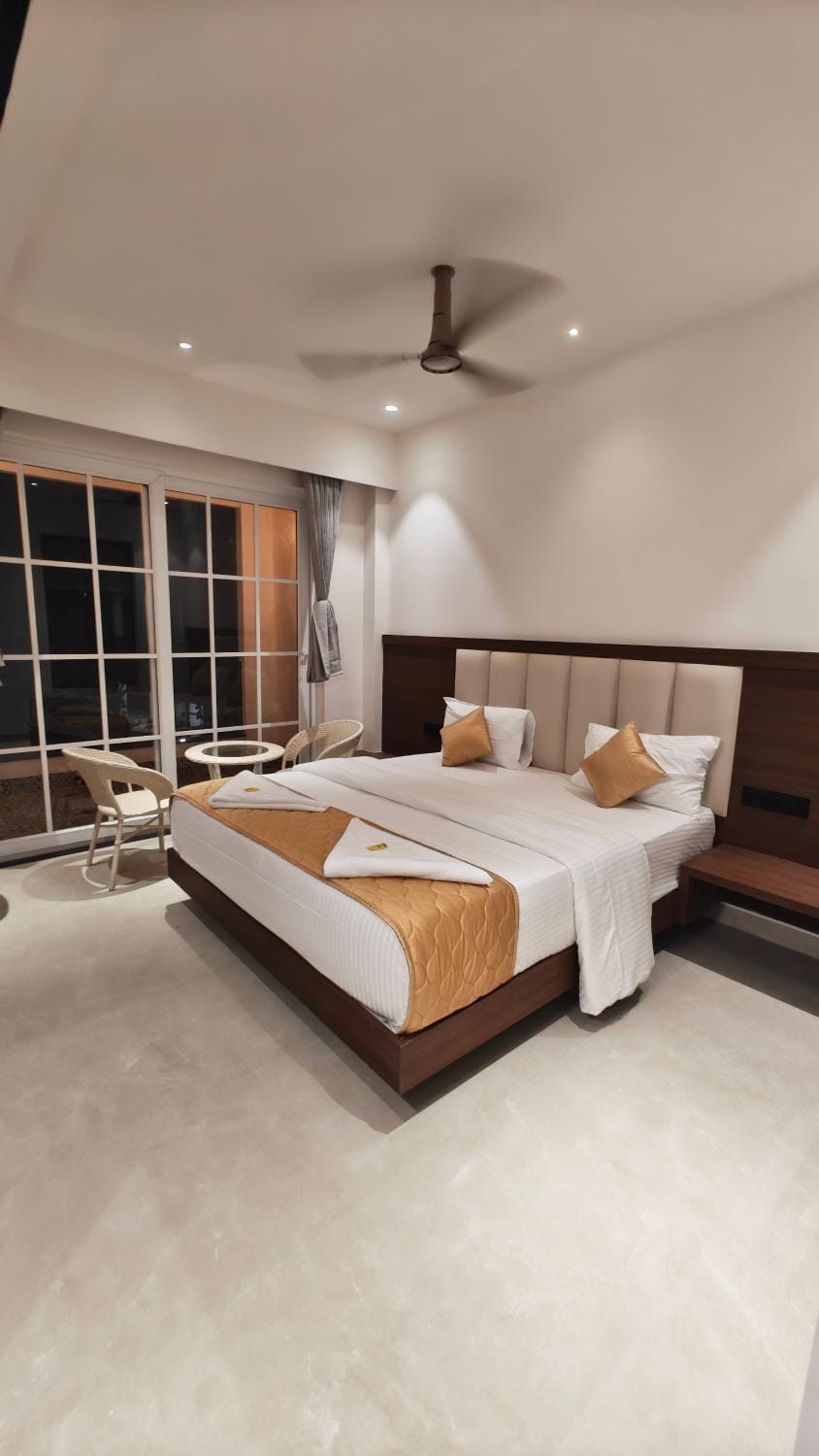 Hotel Awesome Hampi Hotel in Karnataka
