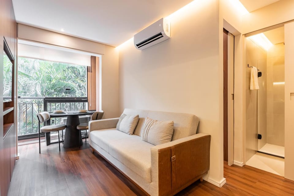Apto Luxo SalaQuarto, Metrô, Oscar Freire e HC Apartment in Sao Paulo City