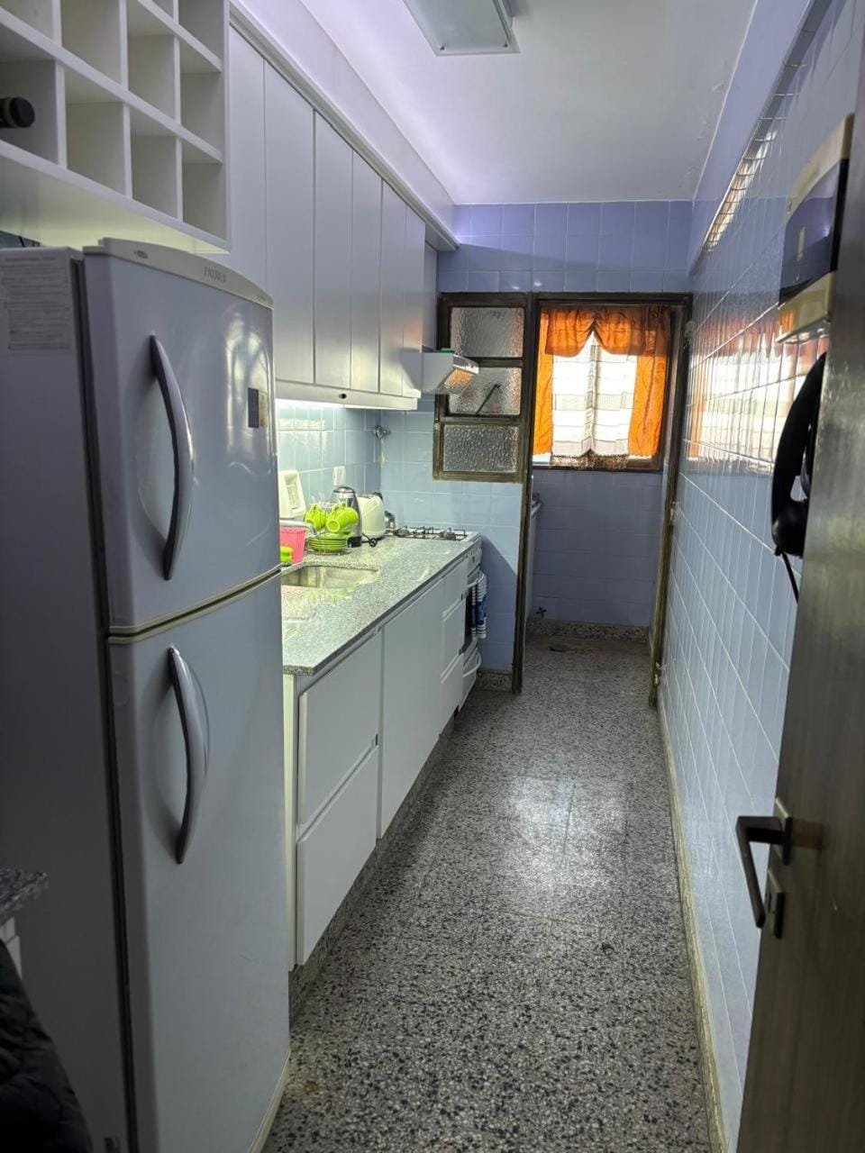 Kitchen or kitchenette, oven, pet friendly, stove
