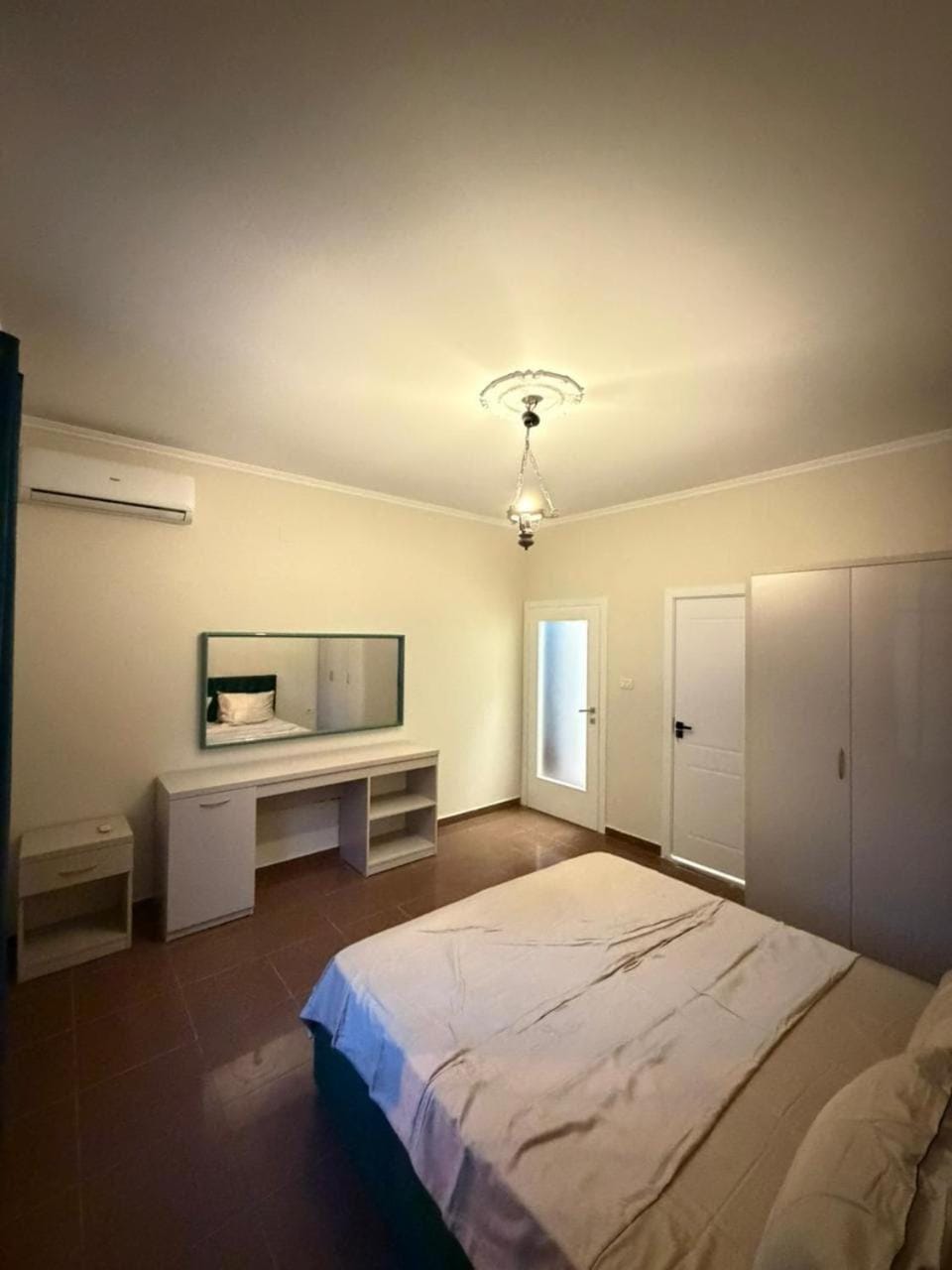 The SunSet Studio New Bazaar Free Parking Apartment in Tirana