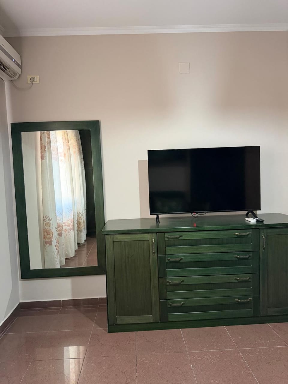 The SunSet Studio Pazari i Ri Parking Available Apartment in Tirana