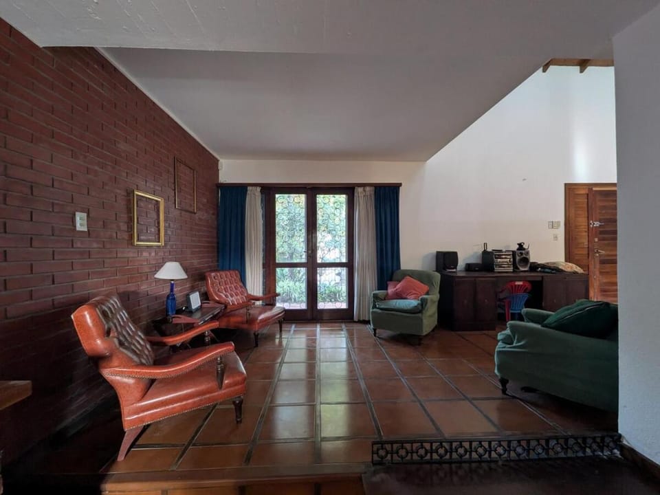 House in Miramar for 11 people - 5 blocks from the beach House in Miramar