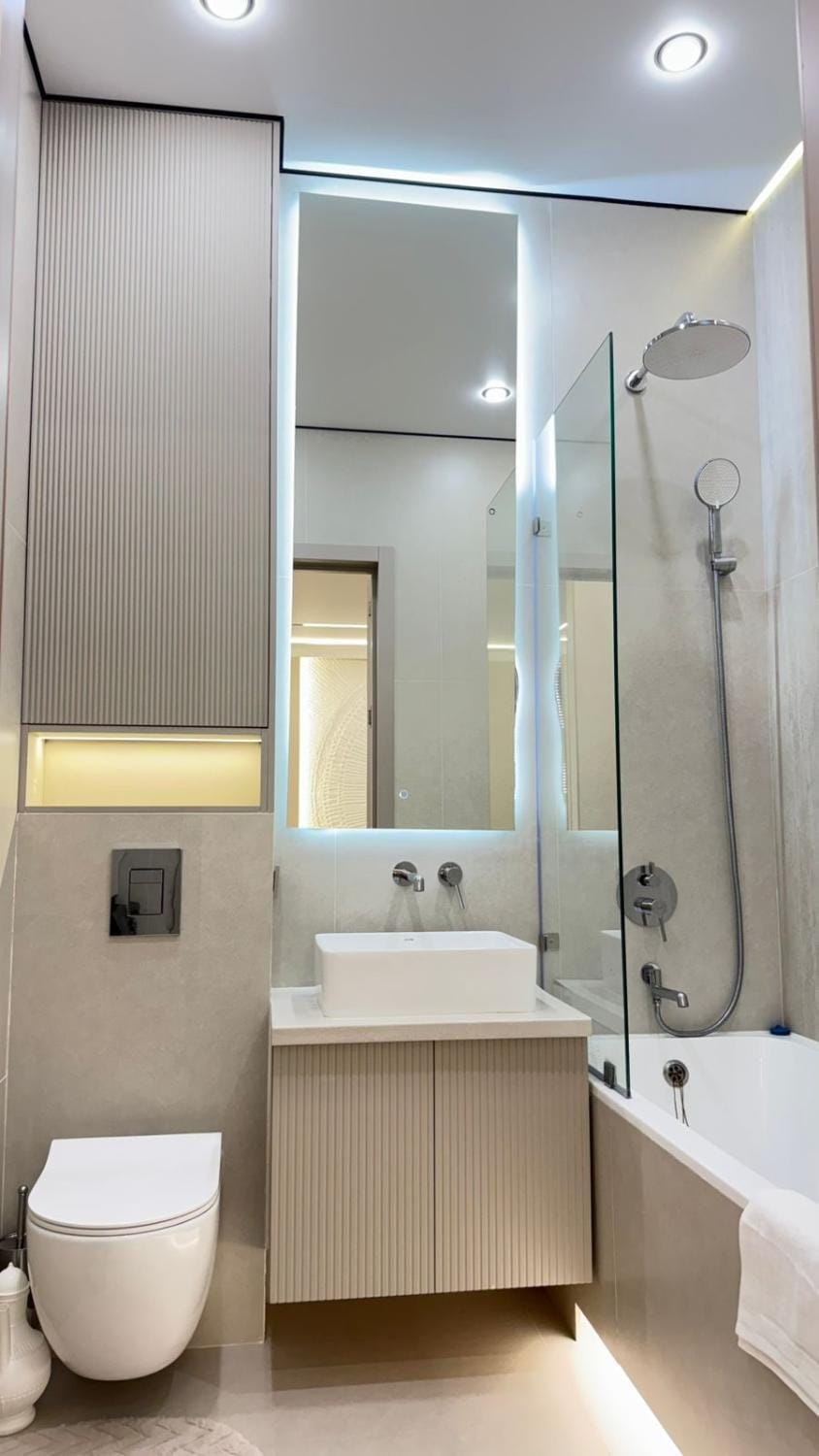 Shower, Toilet, Bathroom, Bath, towels