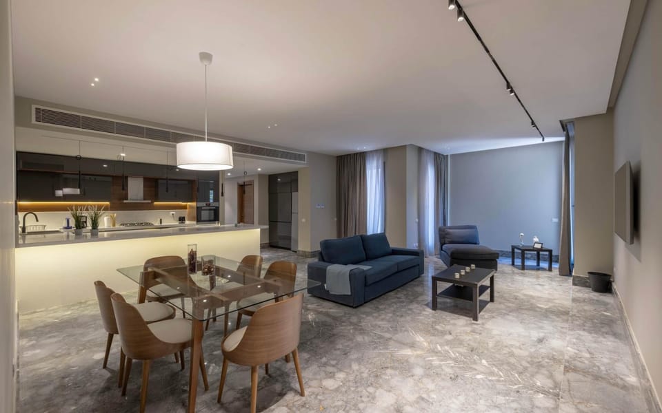 Living room, Dining area