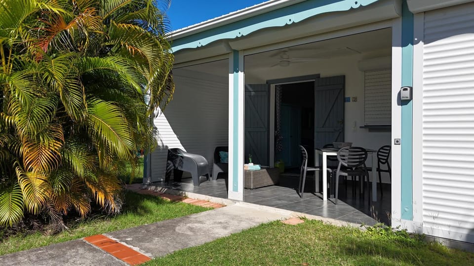 Maracudja House in Grande-Terre, Guadeloupe
