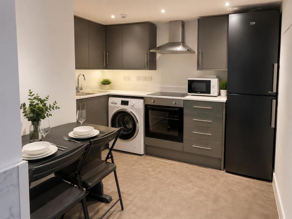 ST15 - 1-Bed Flat Canterbury | Parking & WiFi Apartment in Canterbury