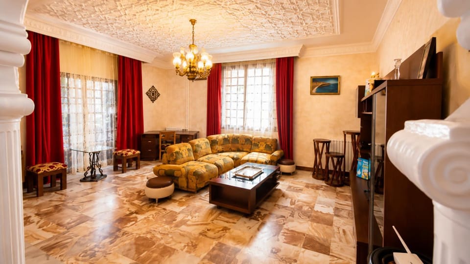 Living room, Family, Family