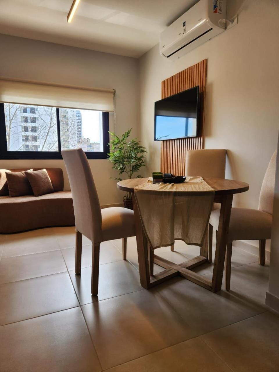 Living room, Dining area, air conditioner