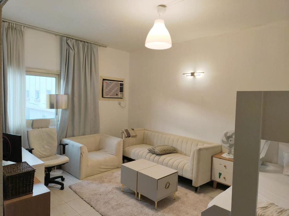 Muwaleh Apartment in Al Sharjah