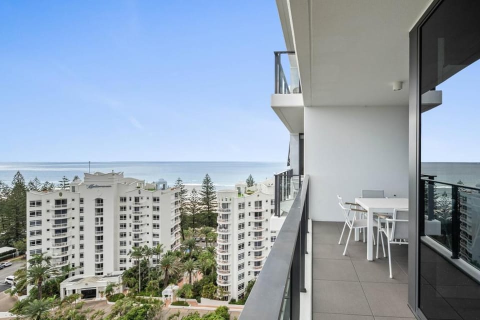 City Views, Ocean Hues | Sandbar Apartment in Burleigh Heads
