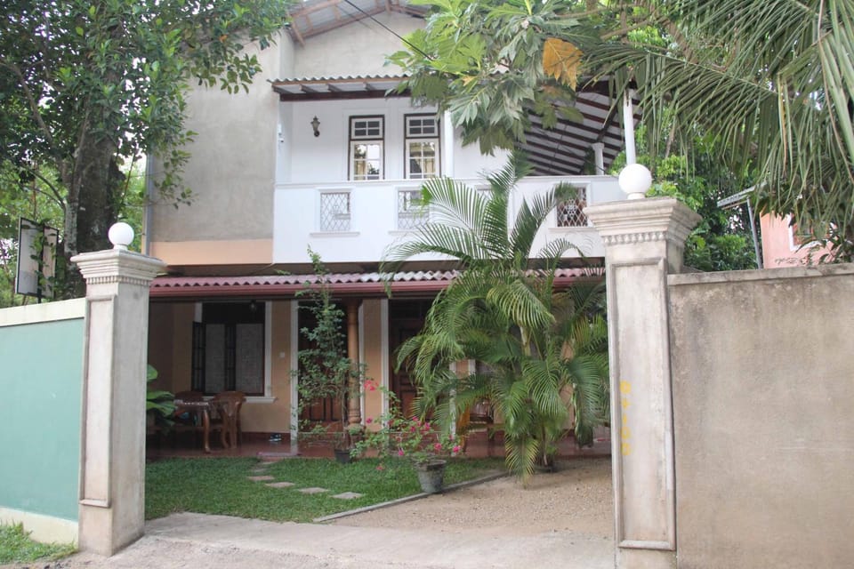 Facade/entrance, Day