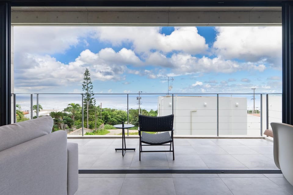 Patio, View (from property/room), Balcony/Terrace, Seating area, Sea view