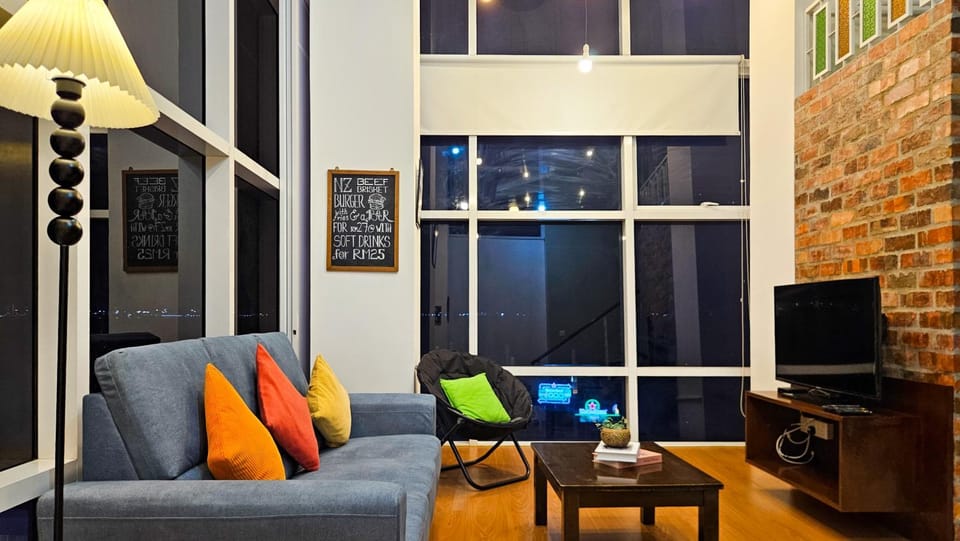 TV and multimedia, Living room, Seating area