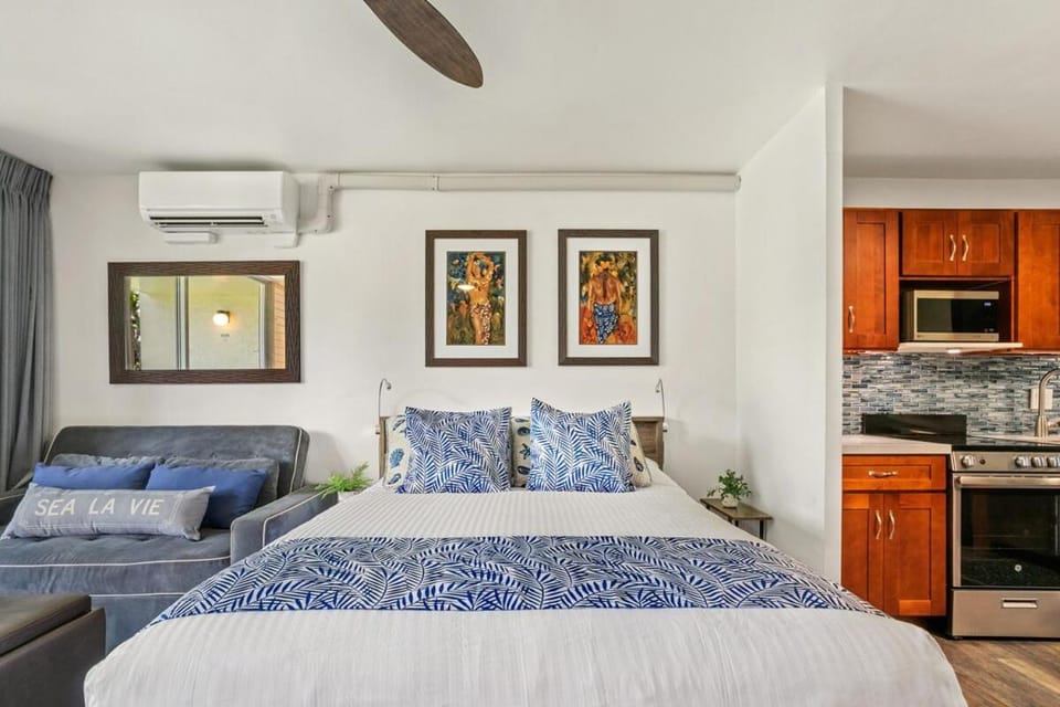 Spacious Studio Beach Chic, Walk to Sandy Napili Bay-Napili Shores C116 House in Kapalua